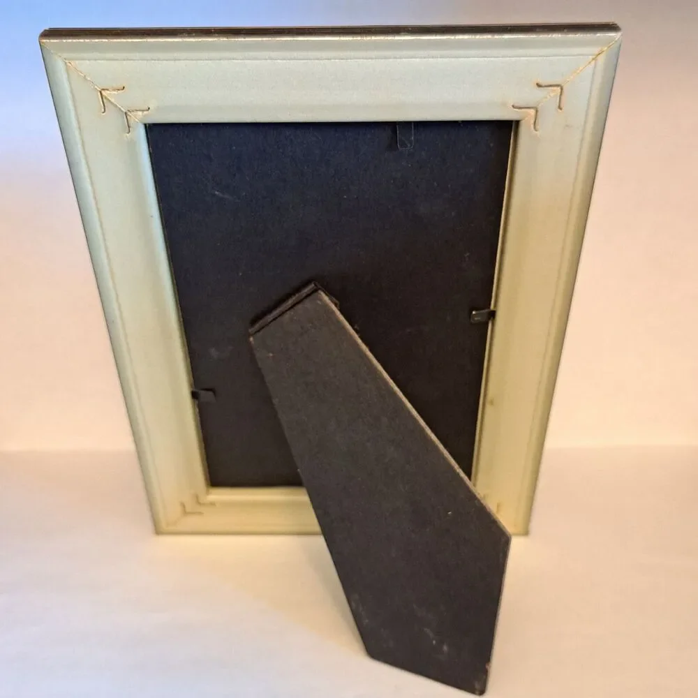 Vintage Unitek National Photo Frame Plastic Wood Imitation Size 4 X 6 Inch